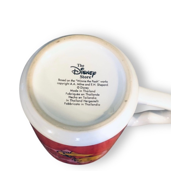 Disney Store Winnie The Pooh Heart Shaped Handle Mug Coffee Cup Valentine's Day - Picture 4 of 4